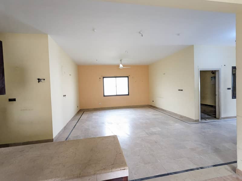 BUNGALOW FOR SALE IN SINDH BALOCH SOCIETY 14