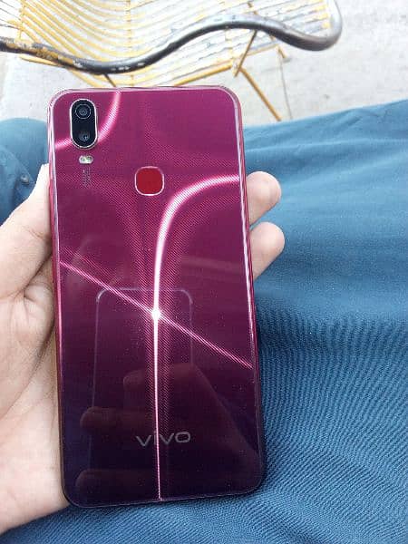 Vivo Y11 for sale with new condition 5