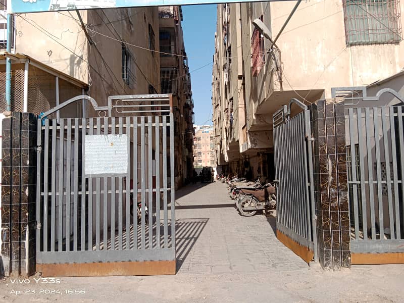 2 BED + 1 LOUNCH FLAT FOR SALE IN NADEEM AVANUE APARTMENT SECTOR 11 A NORTH KARACHI 1