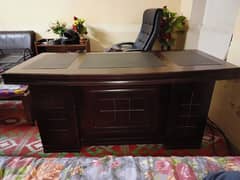 Used Office Table with 3 Drawers, But In In new Condition