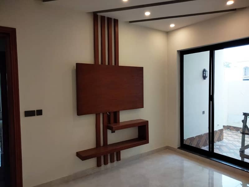 1 Kanal Brand New House For Sale In Valencia Block-B 13