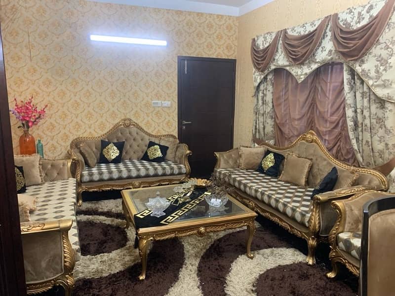 10 MARLA HOUSE FOR SALE IN HOT LOCATION OF IQBAL TOWN 1