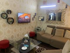 10 MARLA HOUSE FOR SALE IN HOT LOCATION OF IQBAL TOWN 0