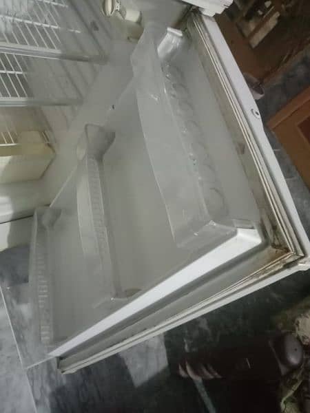 Waves refrigerator 7
