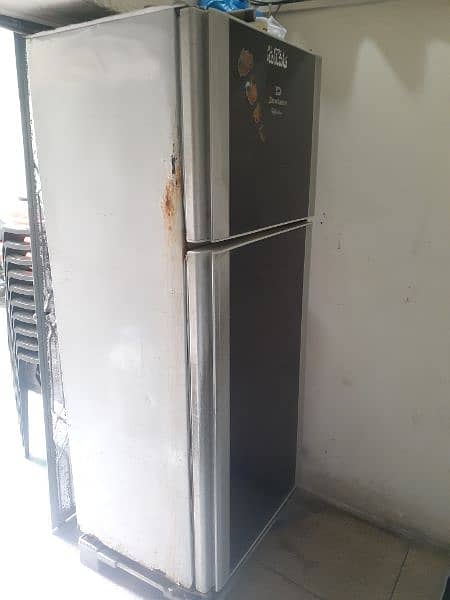Dawlance Refrigerator jumbo size 1