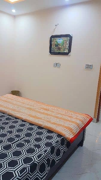 1 Bedrooms Furnished Flat Available on Daily Basis Rent 2