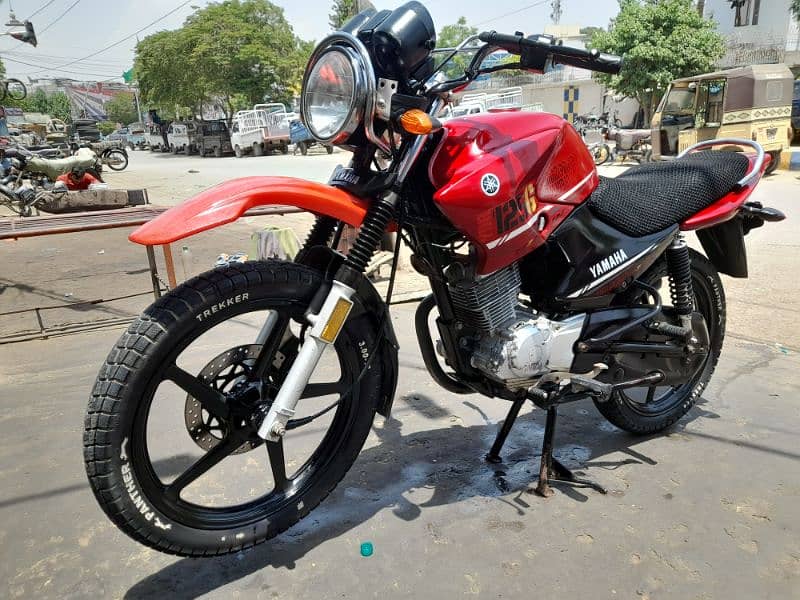 YBR 125G for Urgent Sell - Used very rarely, just like new 5