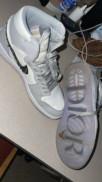 Nike Diors | Almost new fine quality 1 pair left 5