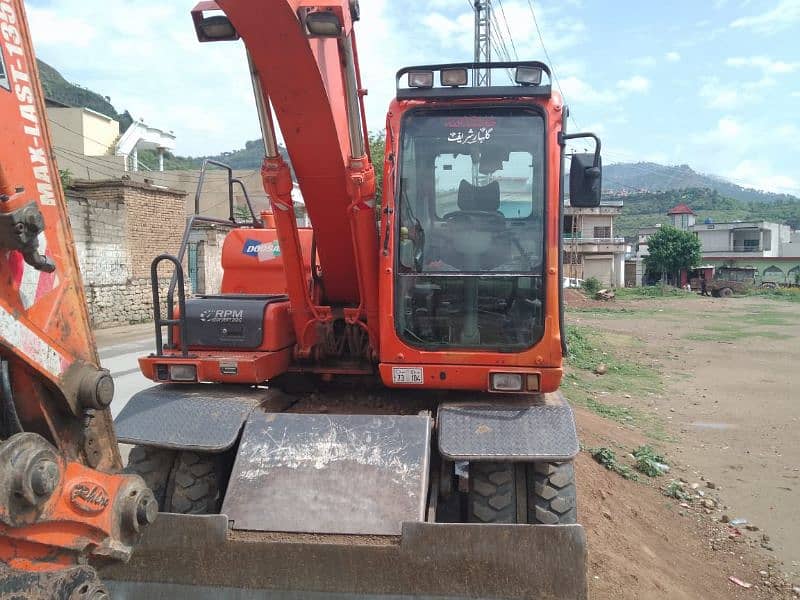 wheel excavator 2010 4