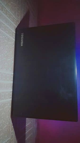 Toshiba 5th gen laptop 4