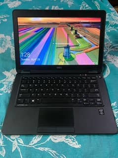 Dell i5 5 th GEN laptop with 8 gb ram and 256 Ssd