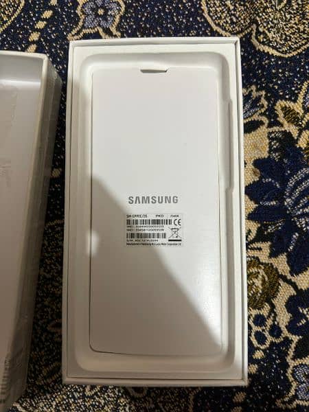 Samsung S21 FE 8/256 GB 6