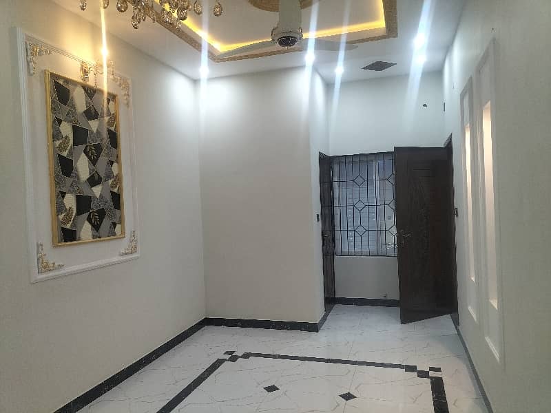 4 Marla brand new house For Sale in hamza towne phase 2 good lotion 5