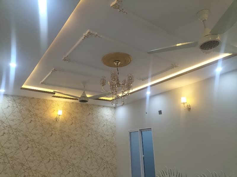 4 Marla brand new house For Sale in hamza towne phase 2 good lotion 27