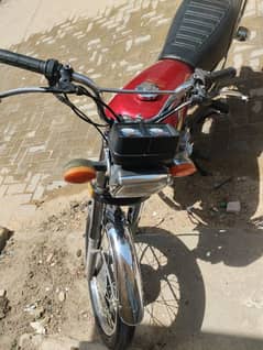 bhuttt kam use hai bike