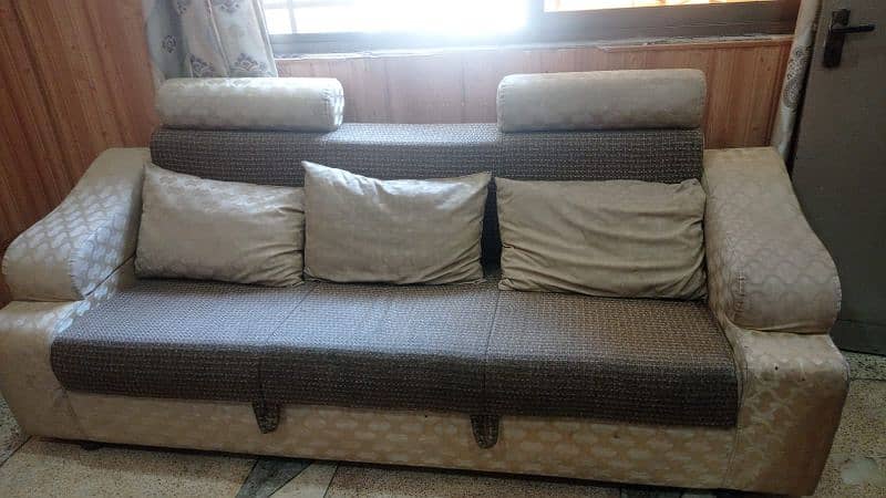 good condition sofa bed 0