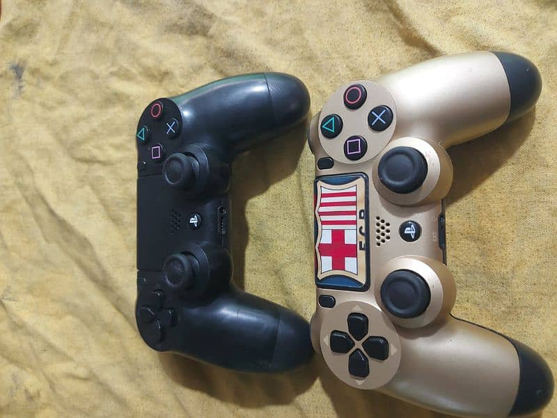 PS4 CONTROLLERS 3