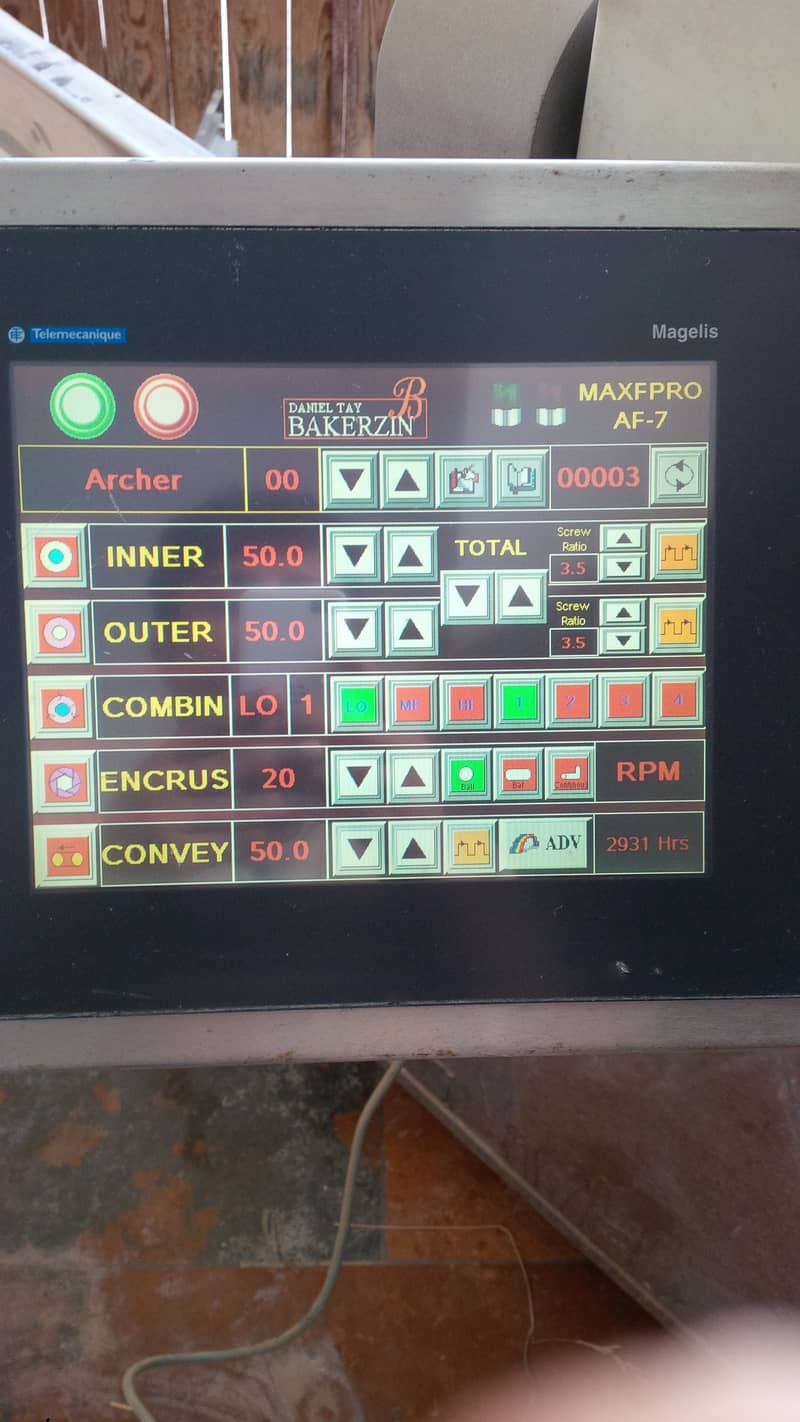 Telemecanique PLC Module and 10.4 inch HMI For Sale 1