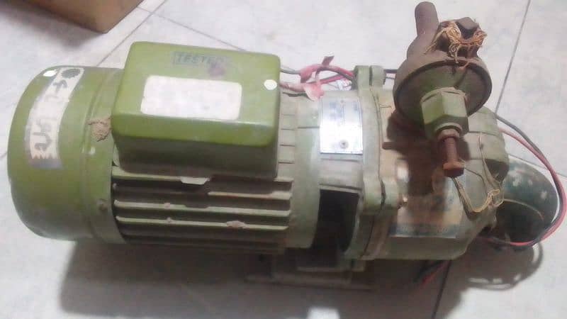 Used Deep Well Water Pump in Excellent Condition 1