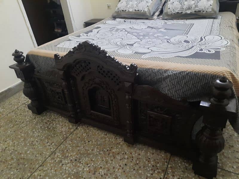 king size chinioti pure tali hawali bed set for sale in Lahore 4