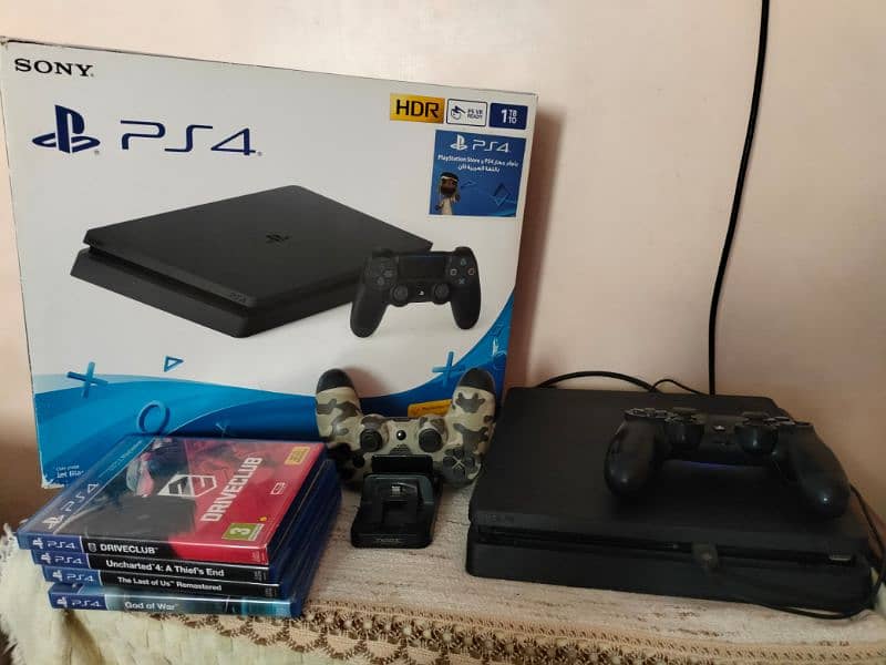 PS4 Slim 1 TB with 1 original Controller and Games 0