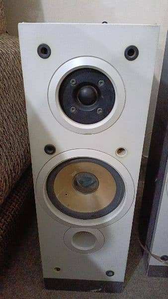 sony speakers 4 pcs 0
