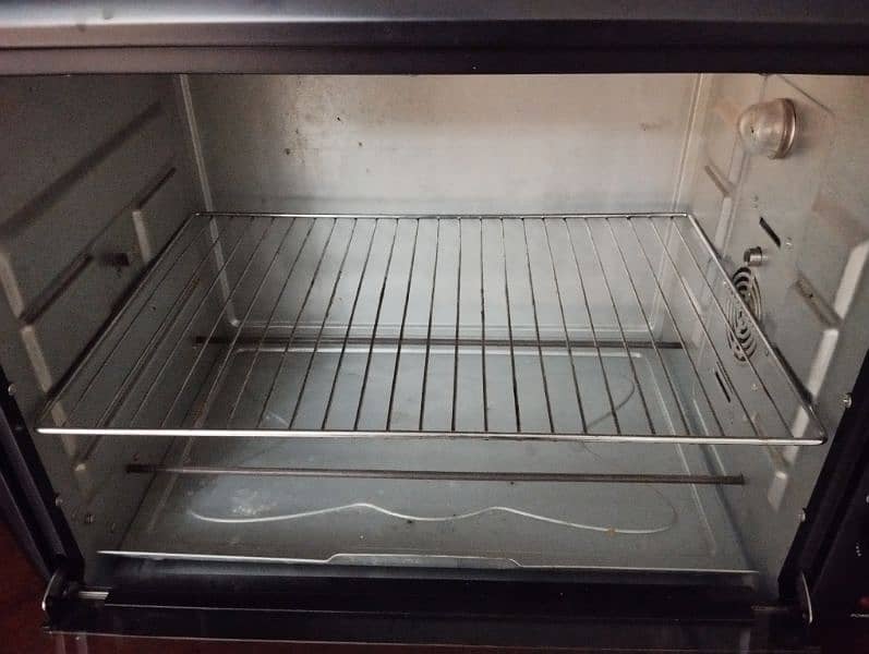 Black and Decker used oven 0