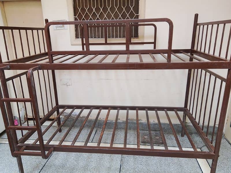 Double bed for urgent sale 2
