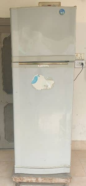 Dawlance Refrigerator & 4000 watt stabiliser 5