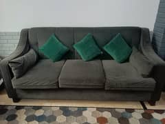 Sofa Set: 5 Seater - Excellent Condition 0
