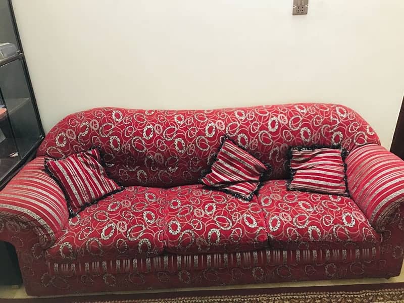 8 Seater Sofa Set For Sale Urgently 0