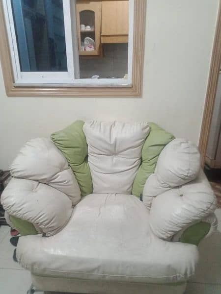 5 seater dubai 2 sofa set for sale 3