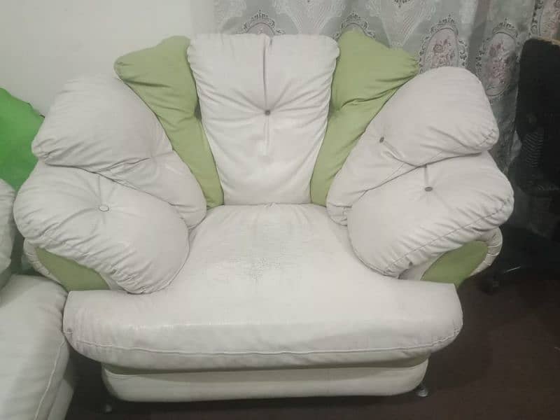 5 seater dubai 2 sofa set for sale 4