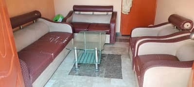 7 seater sofa for sale with glass center table