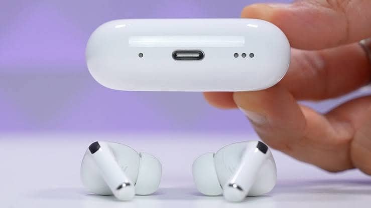 Apple Airpods Pro 3 type c/Type C Airpods pro 3/Airpods pro 2 type c 1