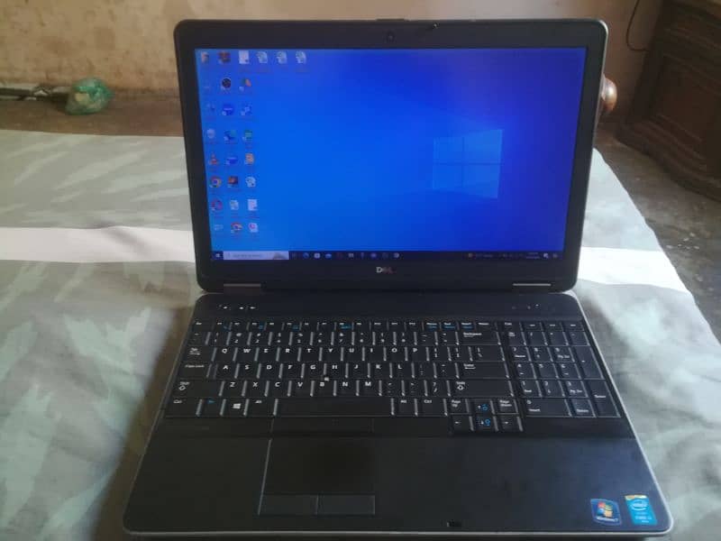 Laptop, Latitude E6540, used, good condition 1