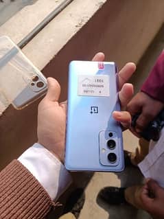 OnePlus 9__12/25610/10Condition with dual sim in  IMEI CHANGE