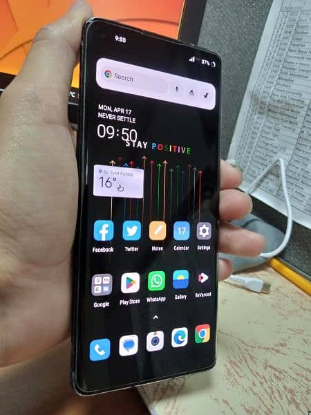 OnePlus 8 for sale argent ram 8 , 128gb condition belkul A1 ha 3