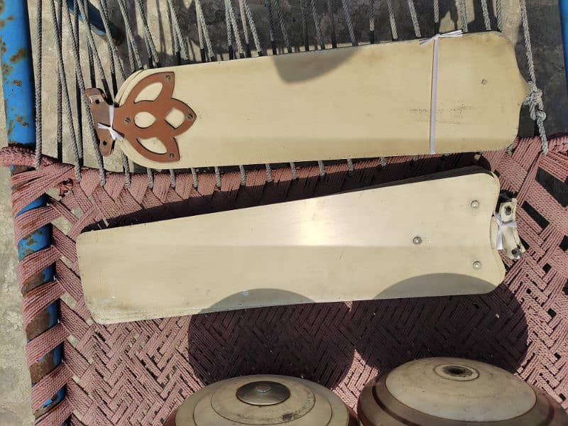 Used Ceiling Fans in Good condition 0