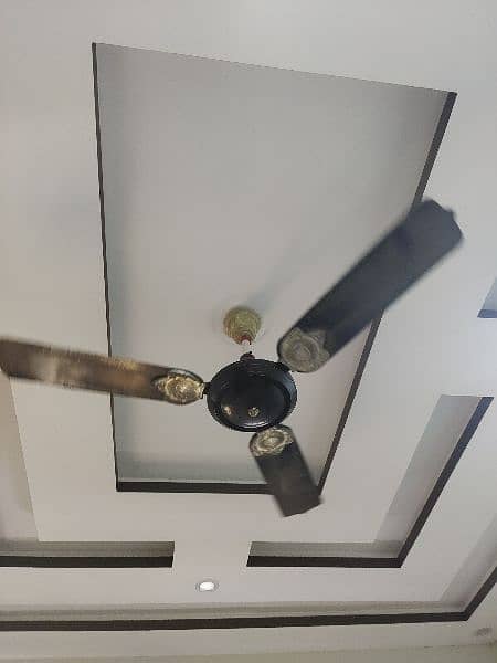 Used Ceiling Fans in Good condition 5