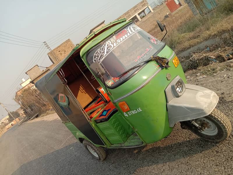 New Asia 2018 Model Double shock rickshaw 1