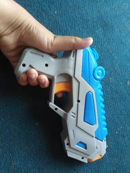 imported water gun 1