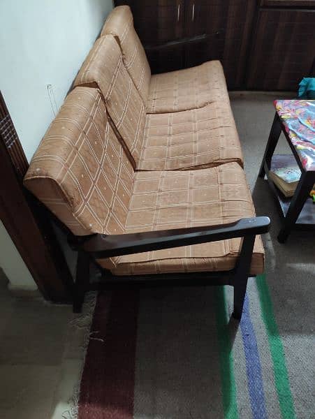 5 seater wooden Sofa 3