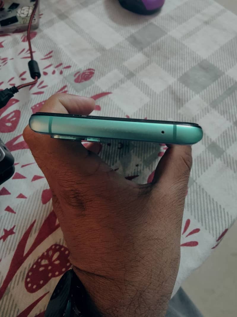 OnePlus 8T (12GB/256GB) - Global Edition 3
