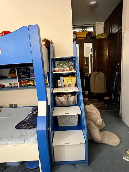 Bunk Beds (best in town going cheap) 3