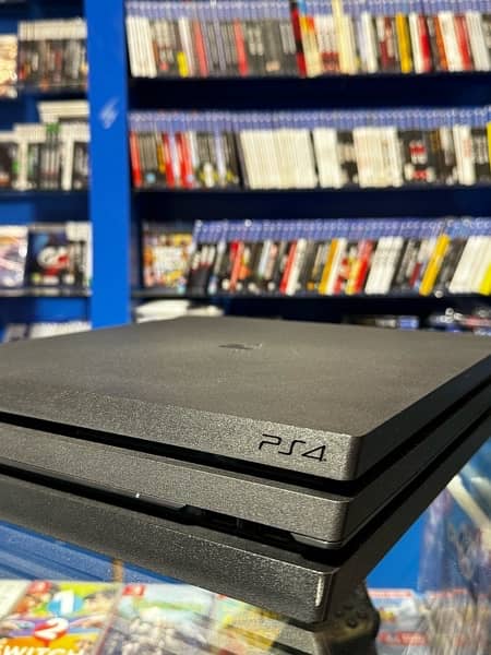 PlayStation 4, PS4 pro 1Tb Jail break , full of games 1