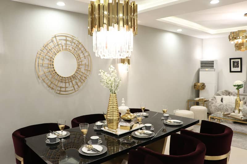 Pearl One - Fully Furnished Luxury Apartment Gulberg III 10