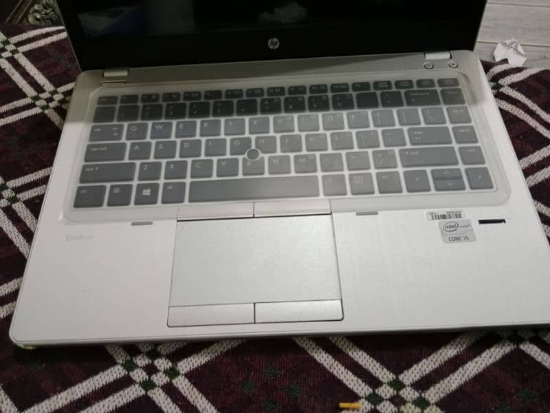 HP laptop with 8GB ram 3