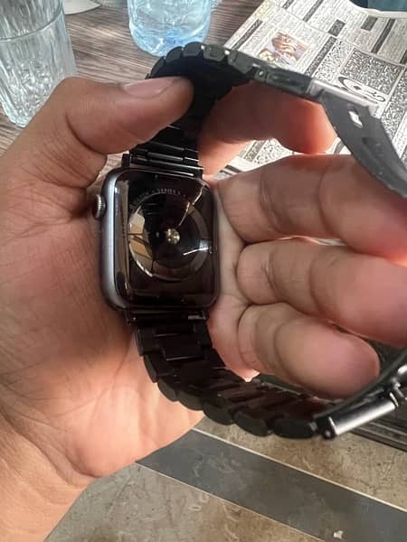 Apple watch series 5.44mm  cellular model 3