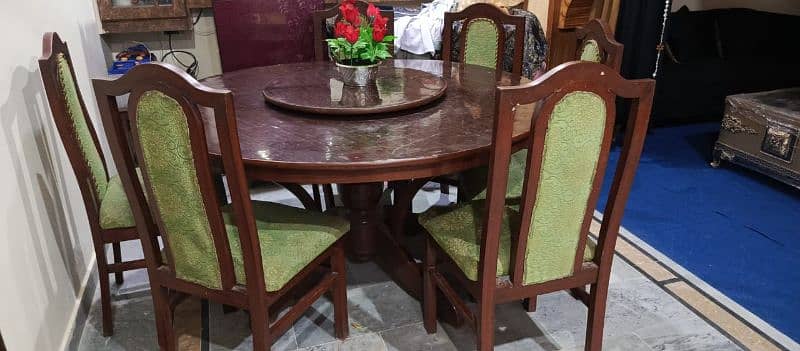 Dinning Table with six chairs 2